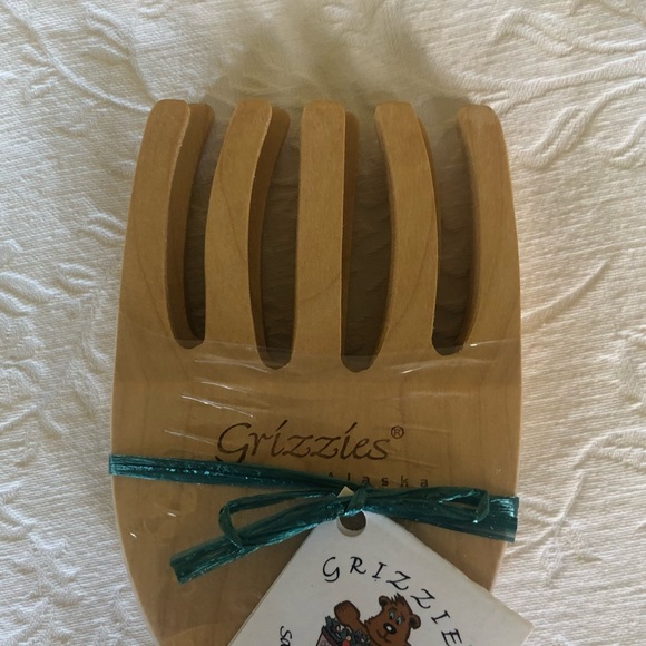 NEW Grizzies Birchwood Salad/Pasta Hands - Picture 3 of 5